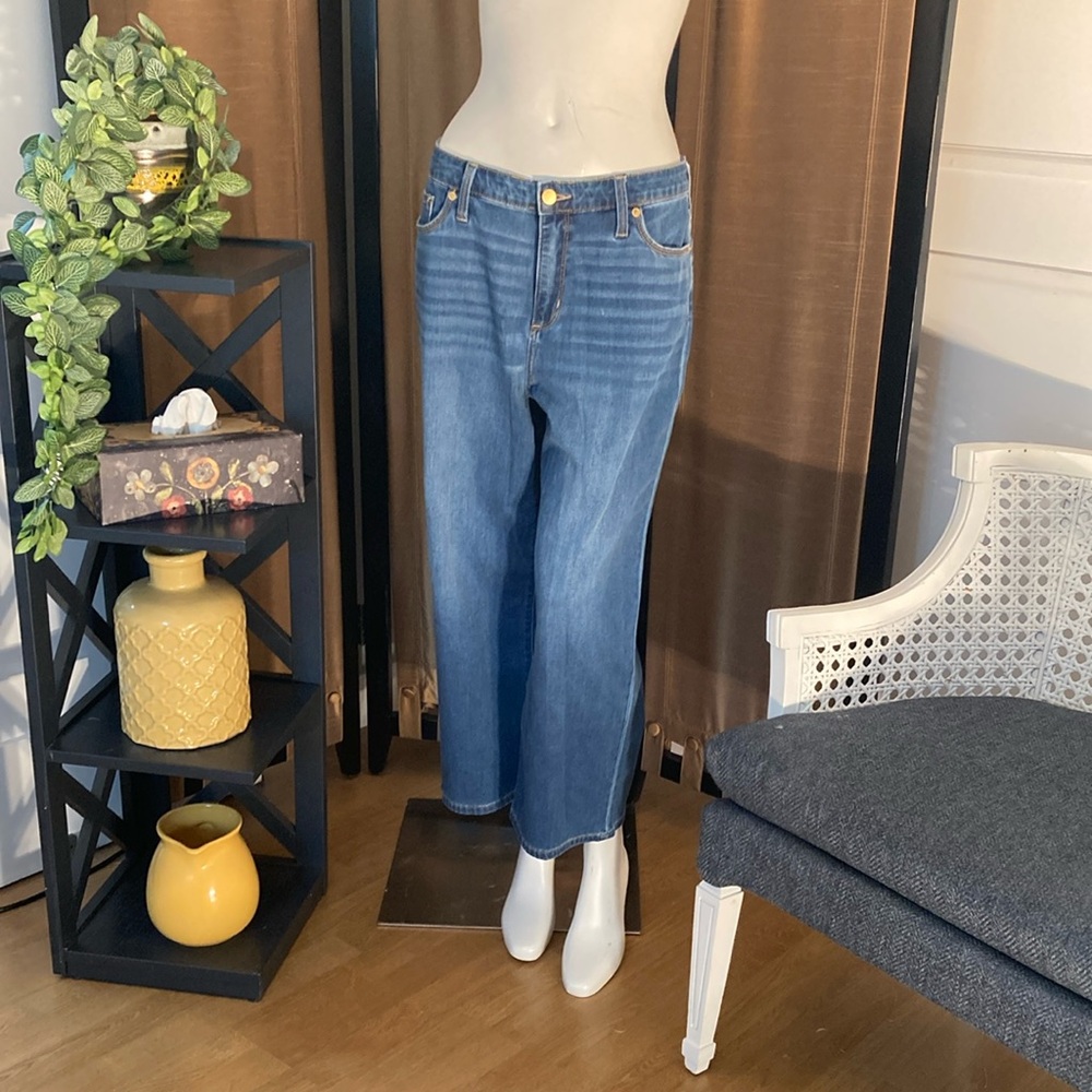Cosy Women’s Loose Fit Jeans